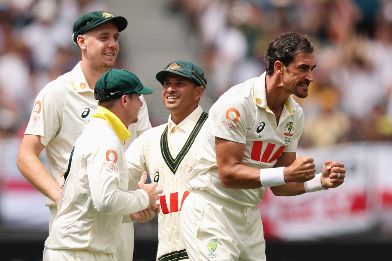 Mitchell Starc 10 Wickets