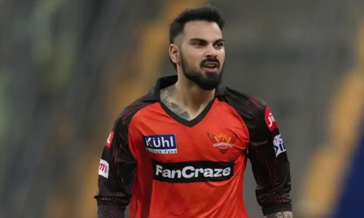 Mayank Dagar Bowling