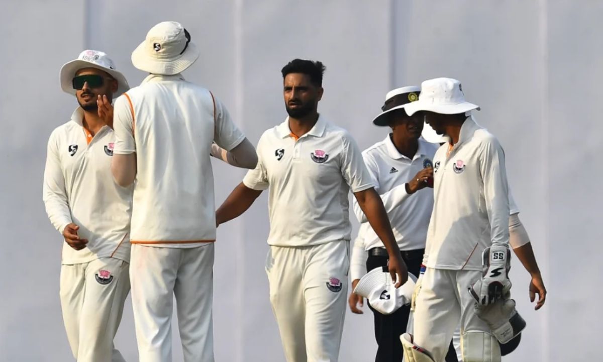 Jammu Kashmir Beat Delhi