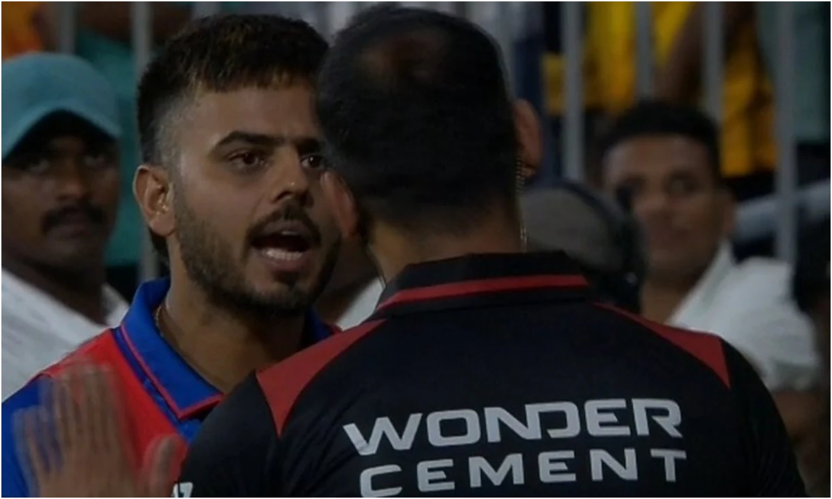 Nitish Rana Argument With Umpire