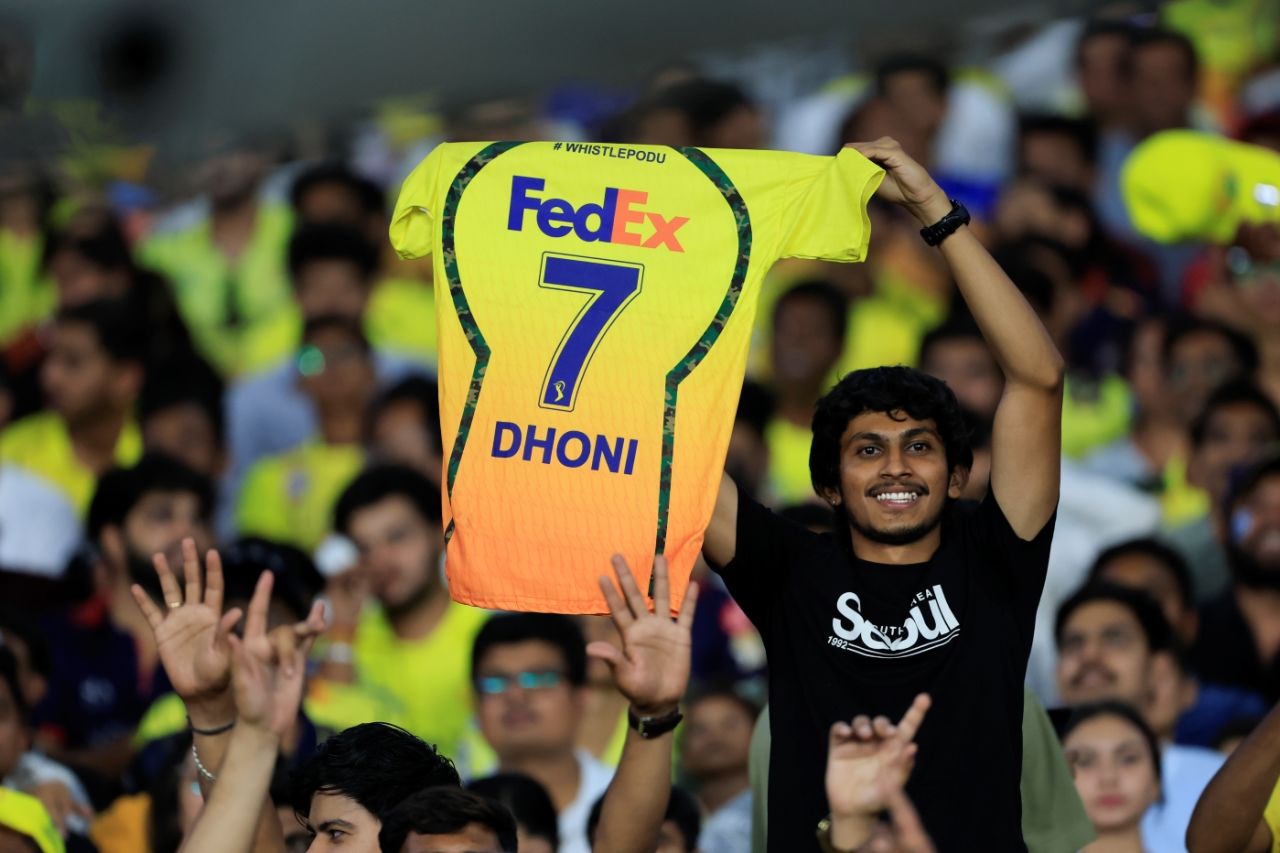 Dhoni Replacement